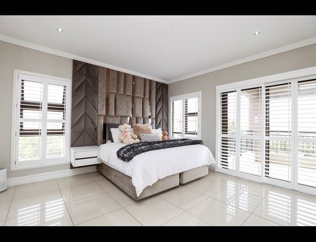 4 BEDROOM DUPLEX FOR SALE IN IZINGA ESTATE